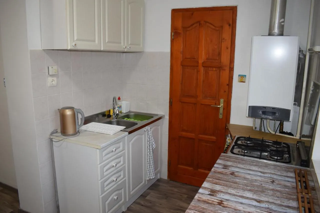 Apartment Spacious House In The Outskirts Of Budapest